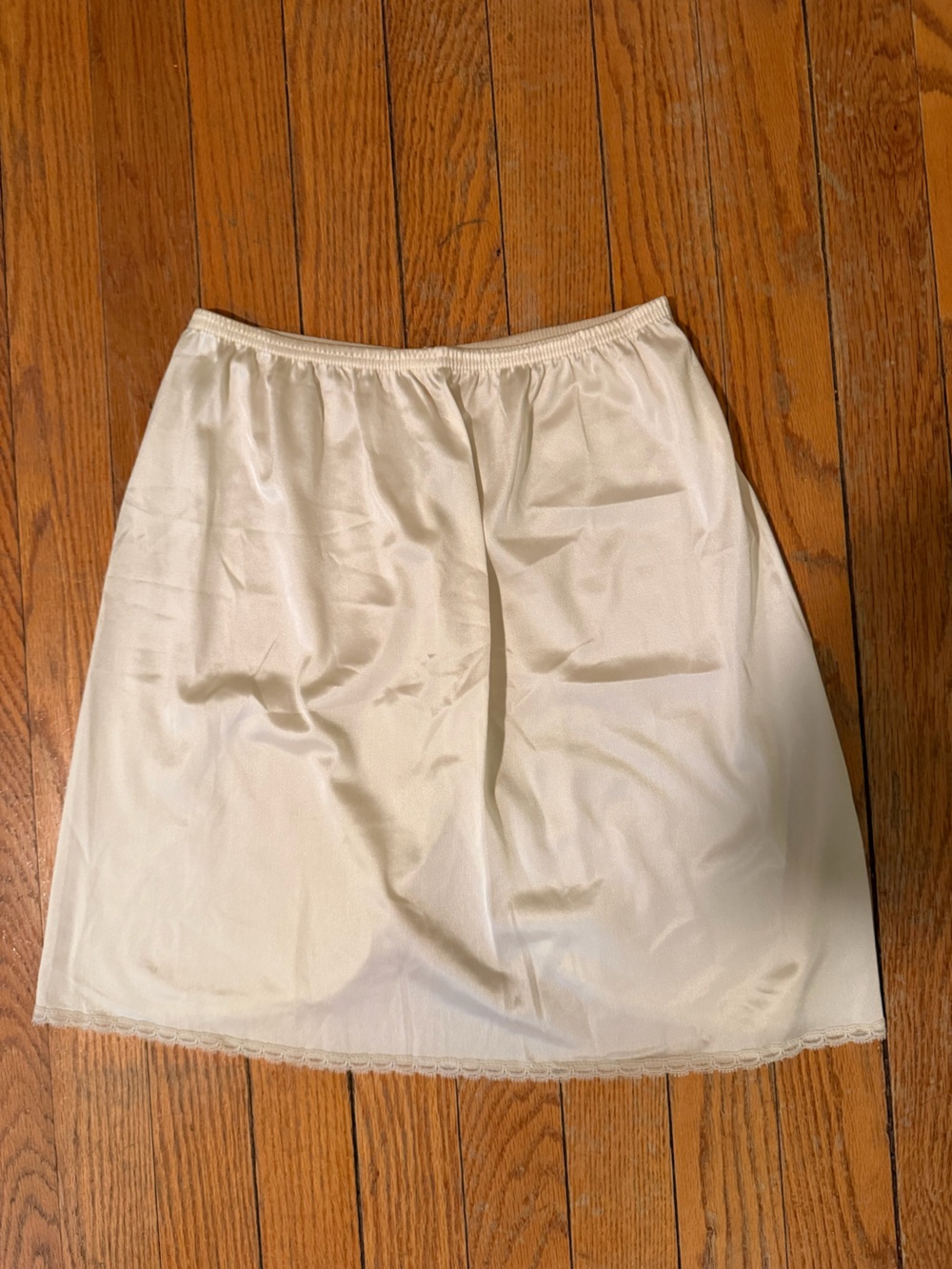 Source Unknown Cream Half Slip